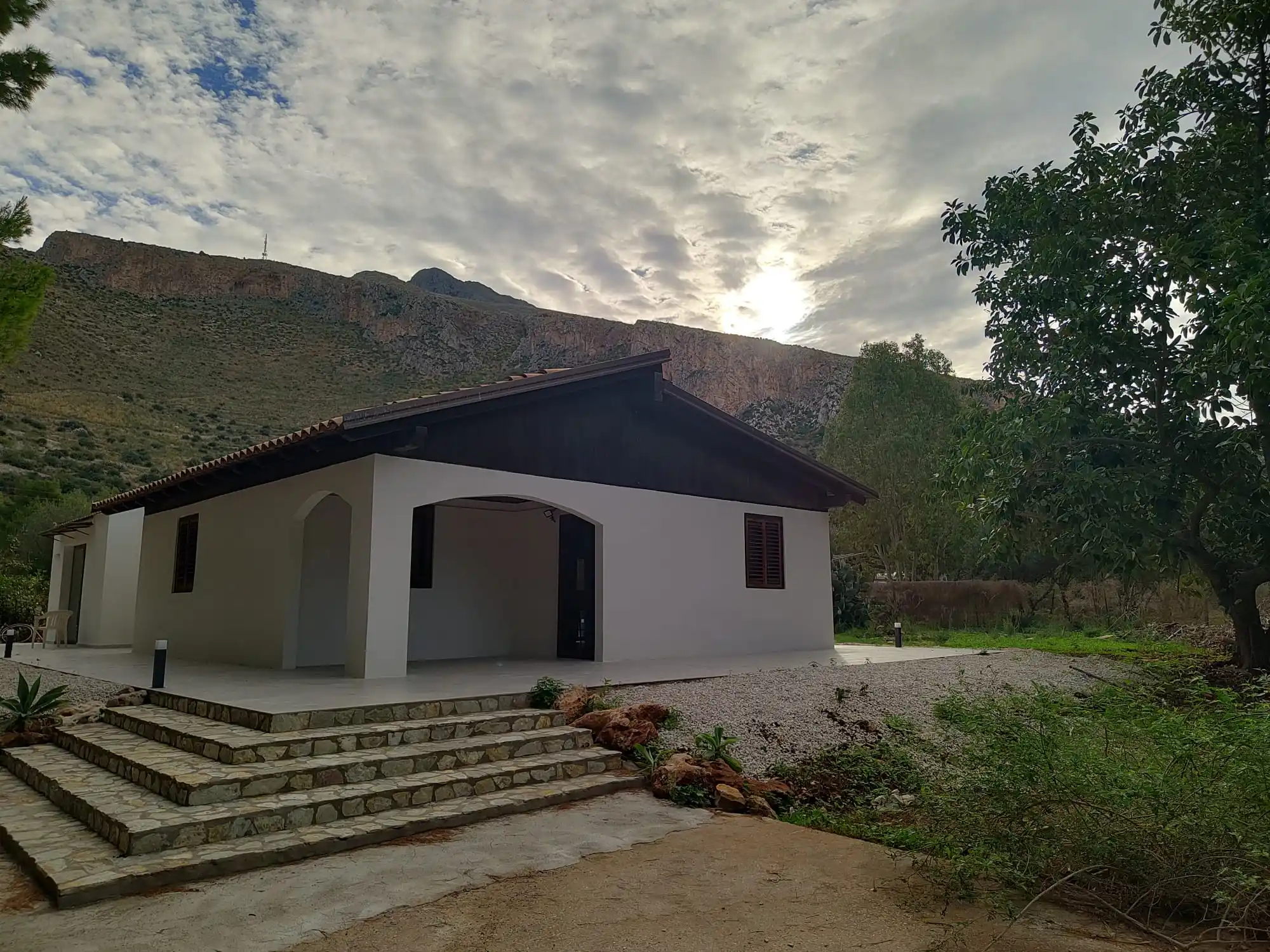 Vista Esterna Casa